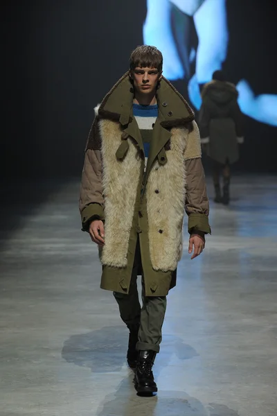 Look 67